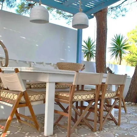 Blue & White Cycladic House - 100m From The Semesterbostad Mégas Yialós-Nítes